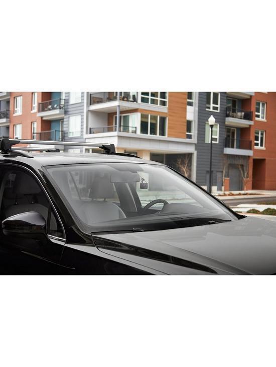 Garmin Dash Cam 47