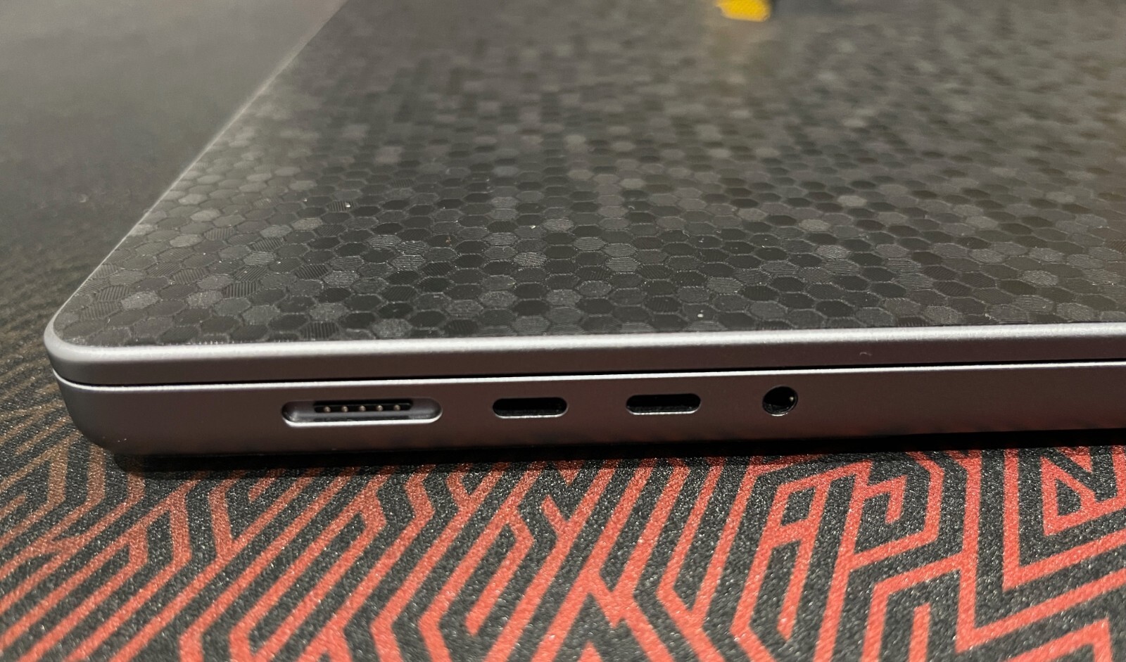 Apple Macbook Pro 16-Inch M1 Pro/16GB/512GB SSD - Space Grey
