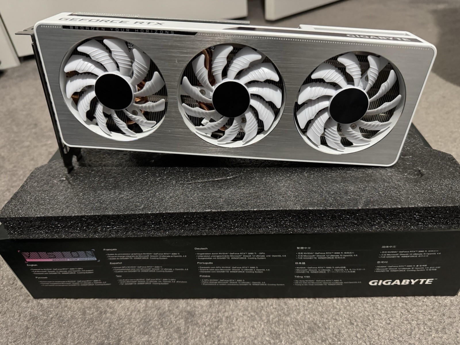 Gigabyte NVIDIA GeForce RTX 3060 Ti Vision Rev 2.0 8G Video Card