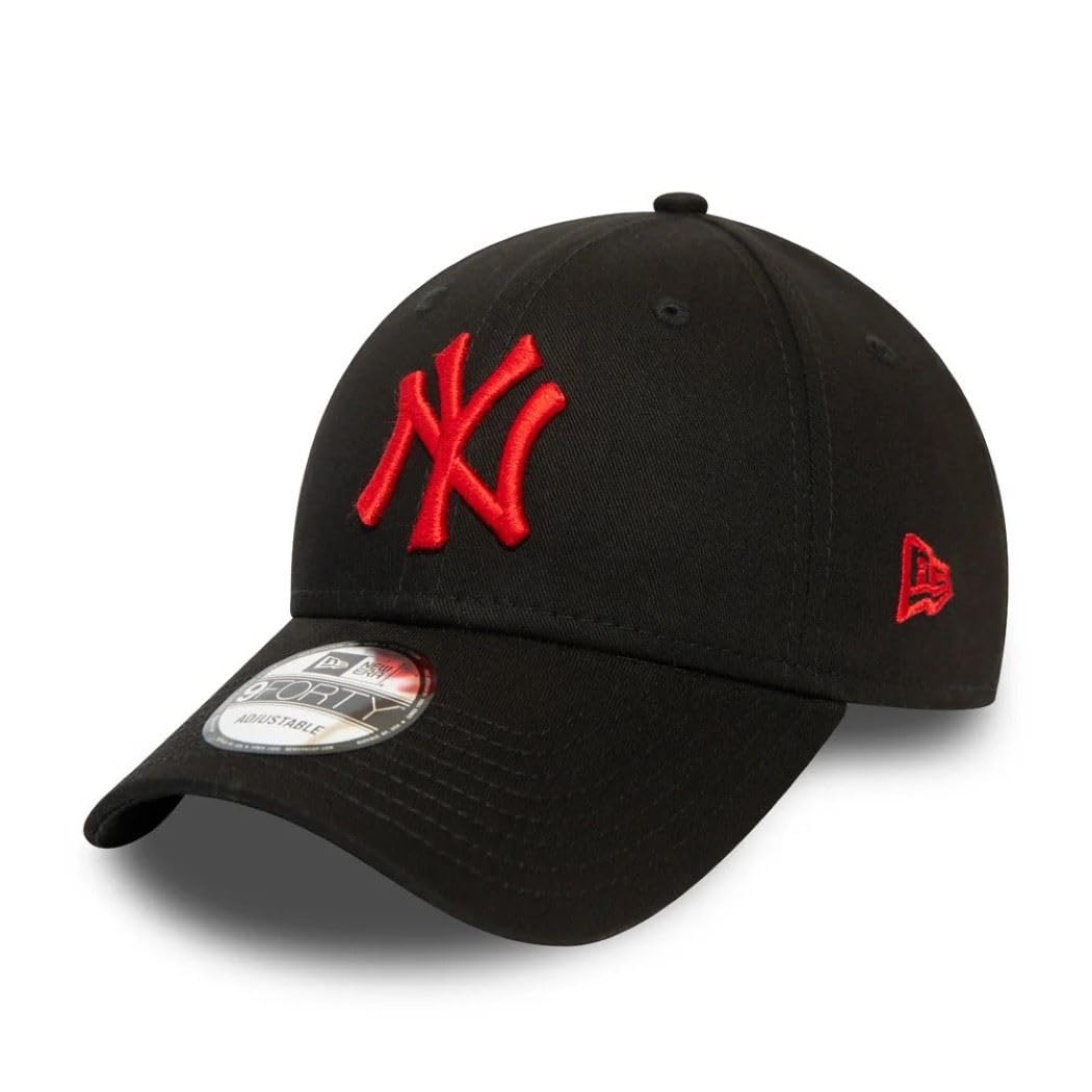 New Era Black 9FORTY League Essential New York Yankees Cap